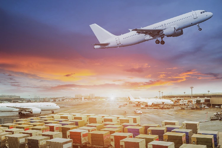 روش‌های مطمئن و اقتصادی برای ارسال بار از دبی به ایران